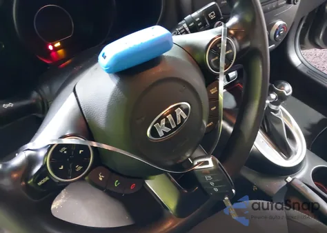 2018 Kia Soul из США, поврежденный, VIN KNDJN2A23J7586235